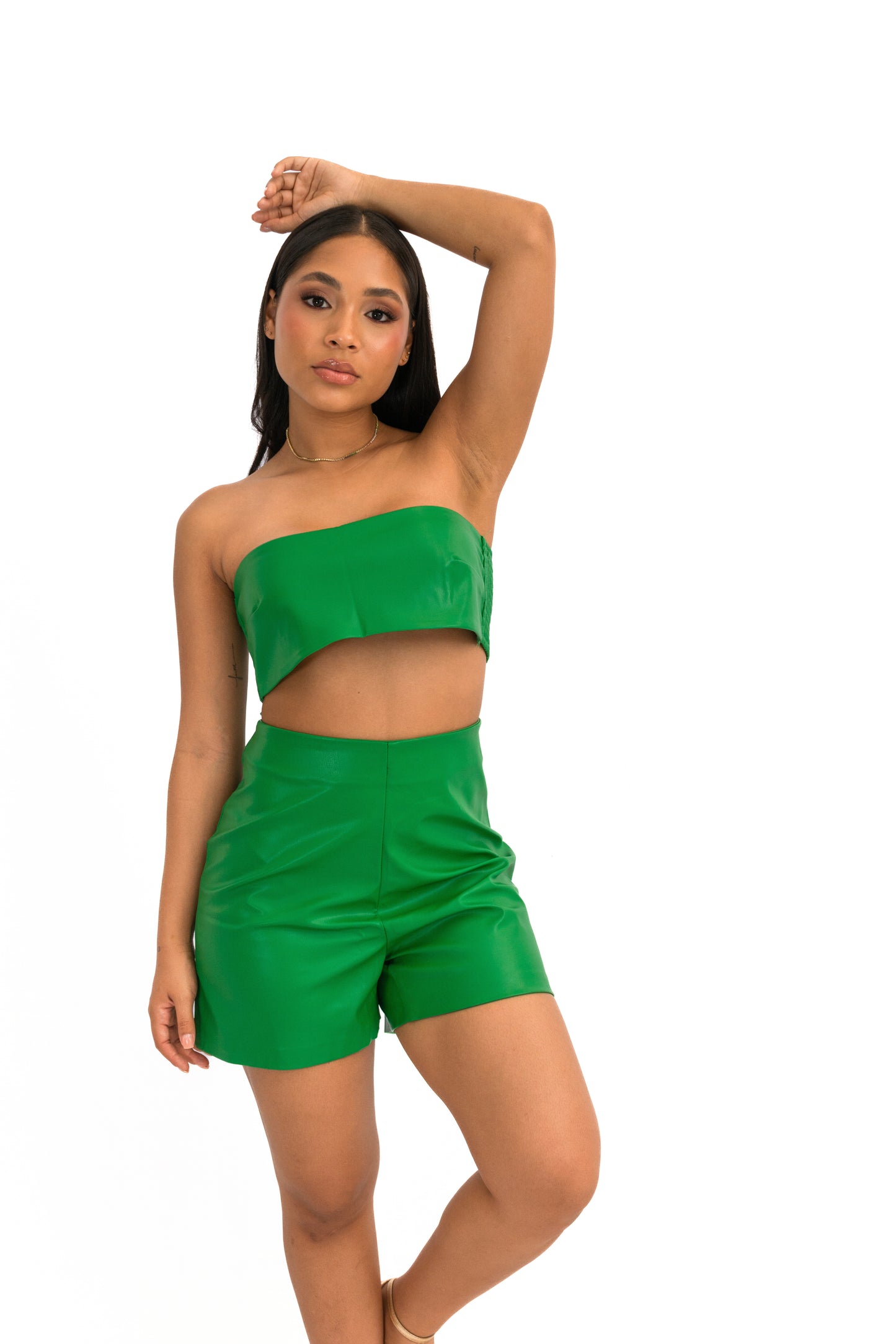 Amia Set