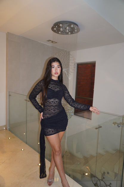 Luna lace mini