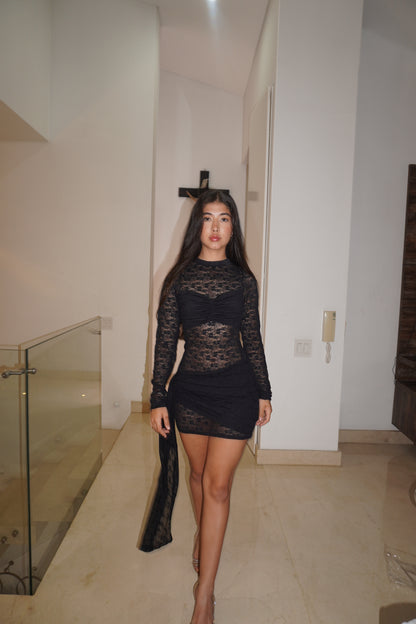 Luna lace mini